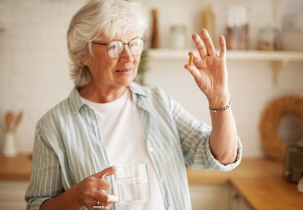 Saúde em Casa: Suplementos Alimentares para Idosos