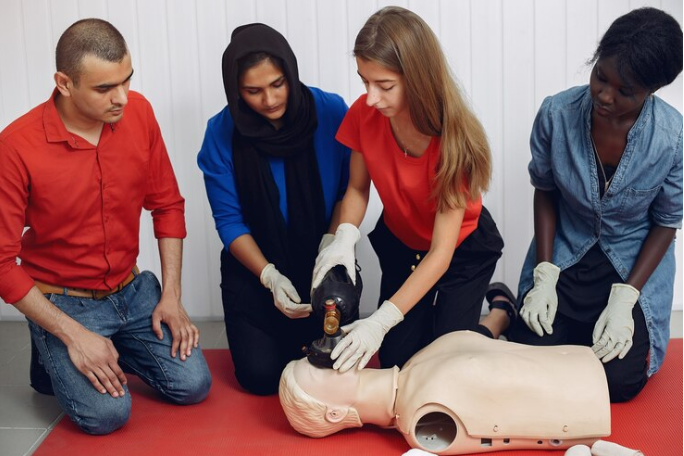 Conheça alguns Equipamentos Essenciais para Situações de Emergência