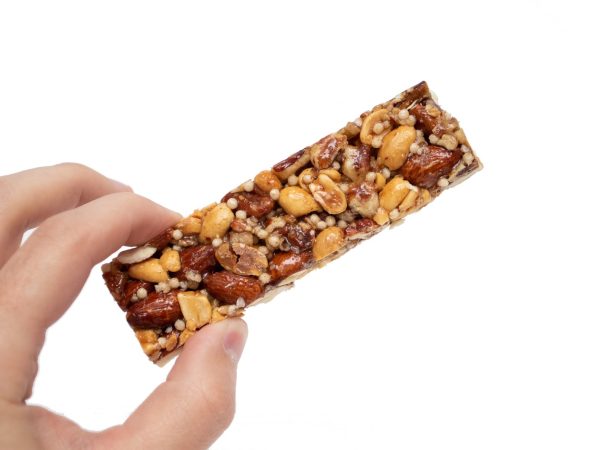 Descubra a diferença entre as barras de proteína mais populares